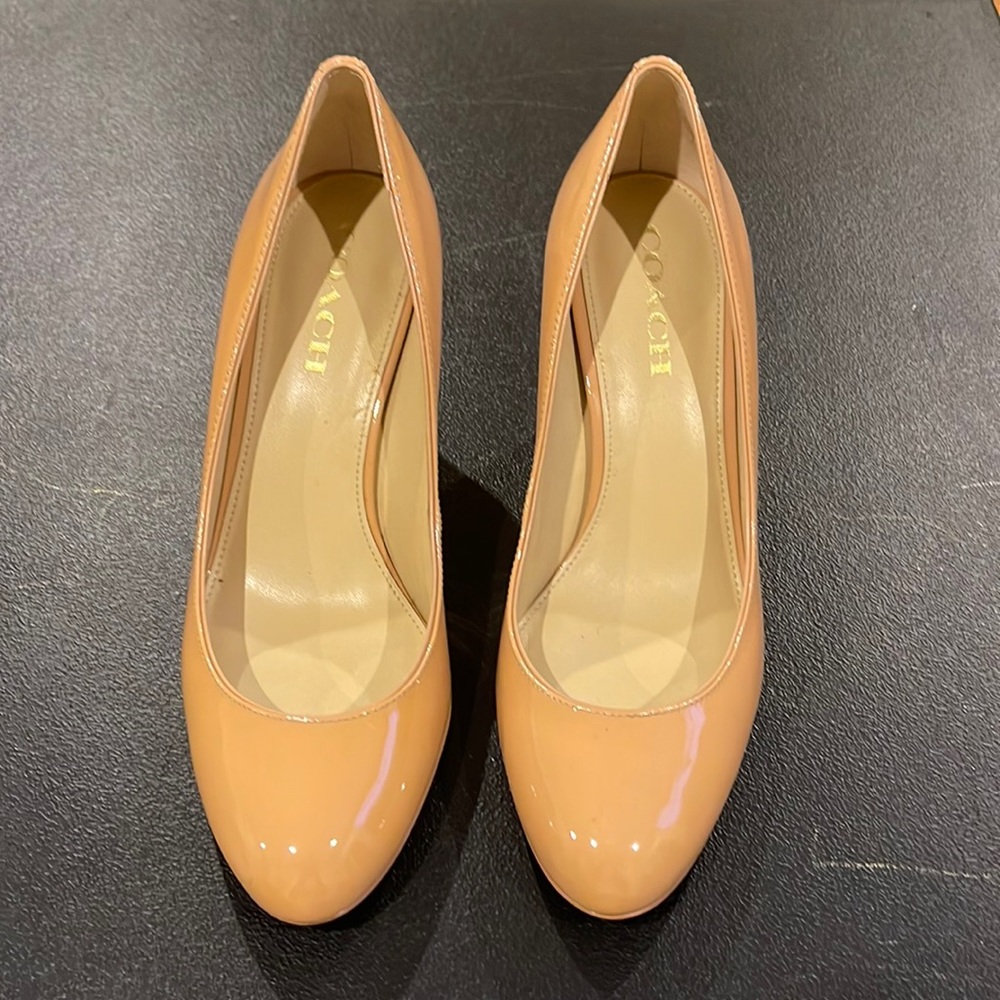 COACH taupe Patten, leather shoes size 8.5, barely worn